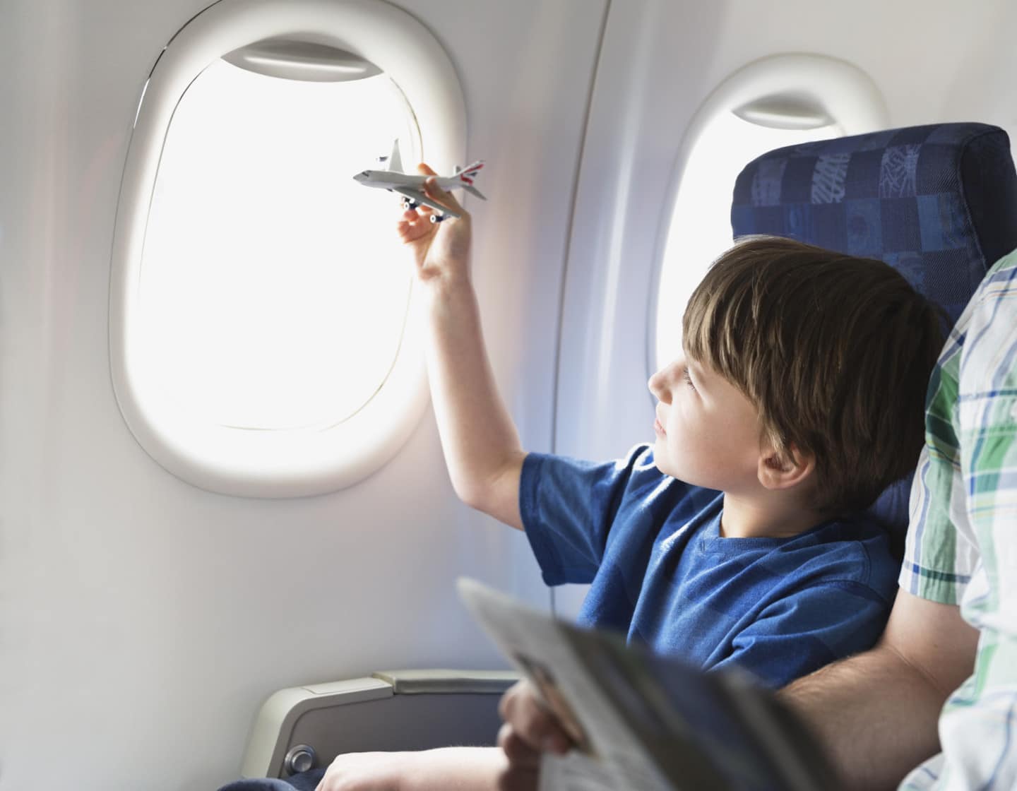 Airplane travel hacks for 4yo : r/Preschoolers