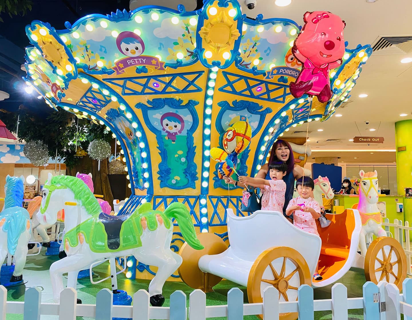 Review Pororo Park Playground s New Merry go round