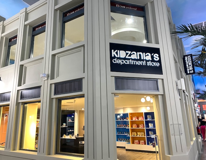 kidzania signapore - department store