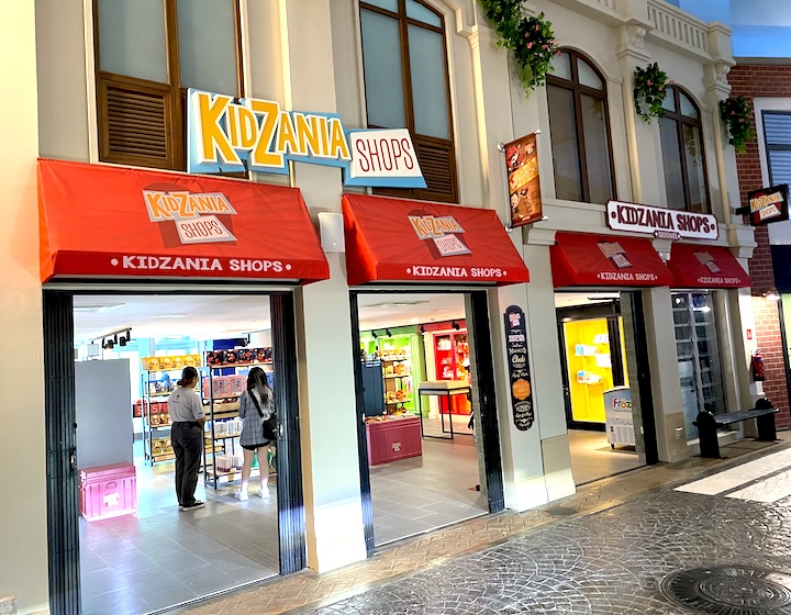 kidzania singapore - shops 