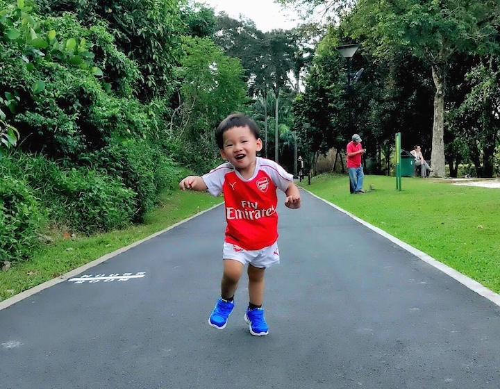 wanyun son at the park