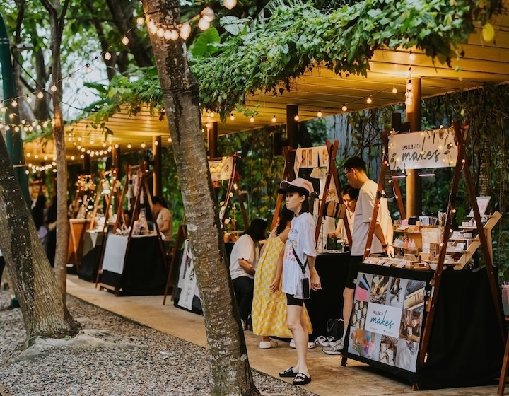 flea markets singapore popup fairs singapore - sentosa festive market