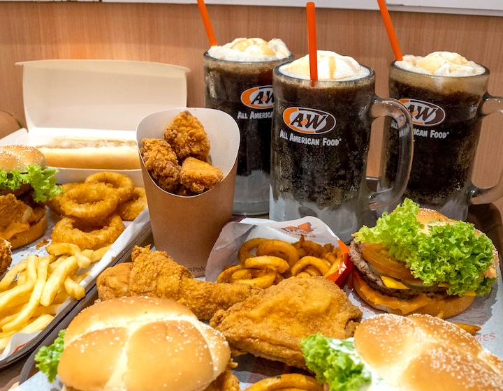 jewel food singapore - A&W