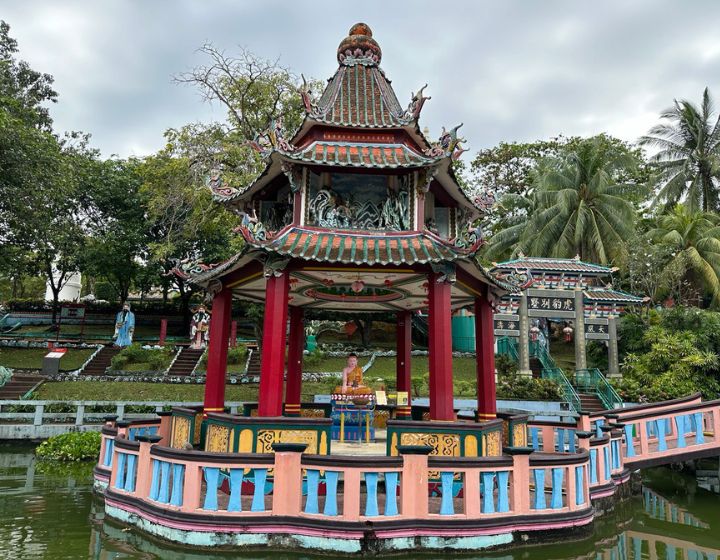 Haw Par Villa pond and pavilions