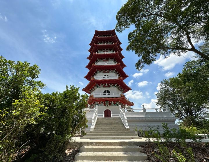 Chinese Garden pagoda - Jurong Lake Gardens