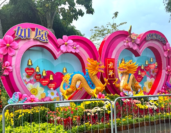 river hongbao singapore - lantern display