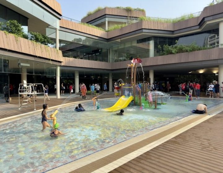 swimming pool singapore - bukit canberra swimming complex