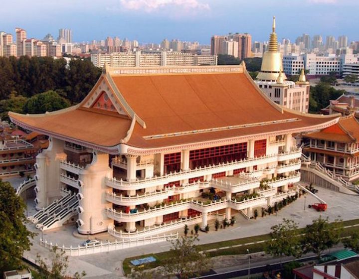 Free things to do in Singapore with kids - kids activities - Kong Meng San Phor Kark See Monastery