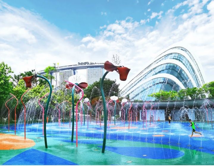 Free things to do in Singapore - free kids activities outdoors - Far East Organisation Children's Garden - Gardens by the Bay water playground