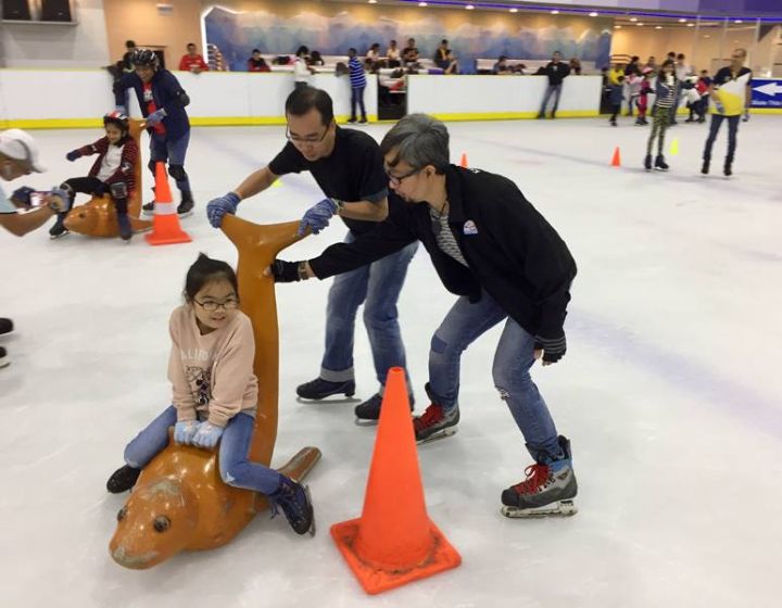 Indoor things to do in Singapore - kids' activities - ice skating at Kallang Ice World