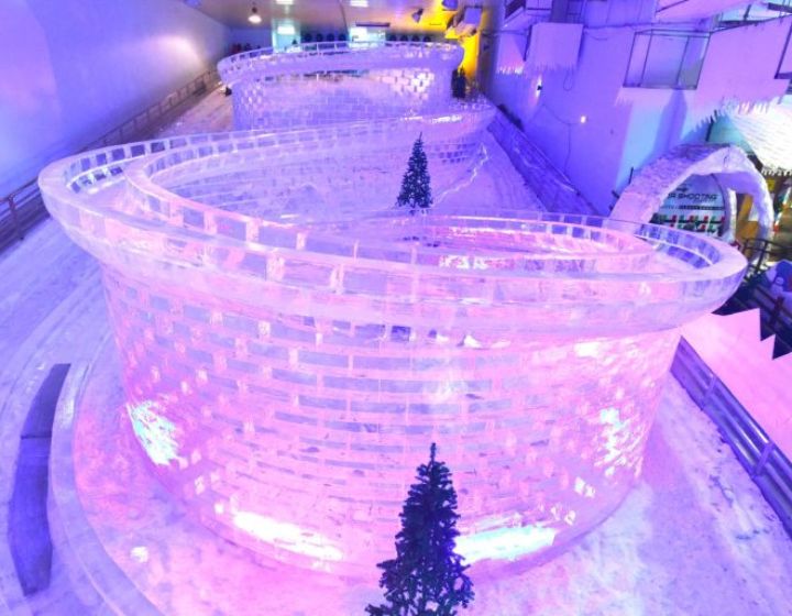 Things to do in Singapore - kids activities - Snow City